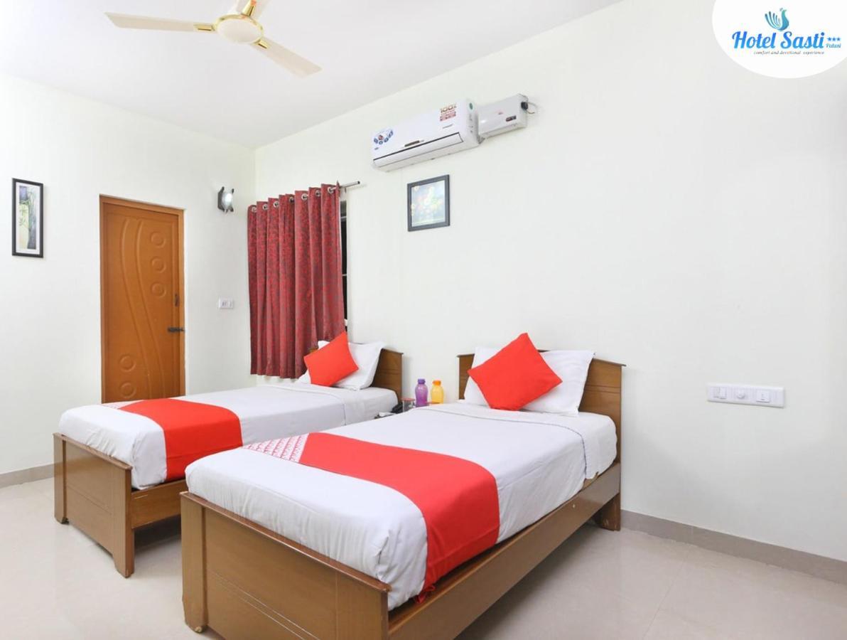 Sasti Hotel Palani Bagian luar foto
